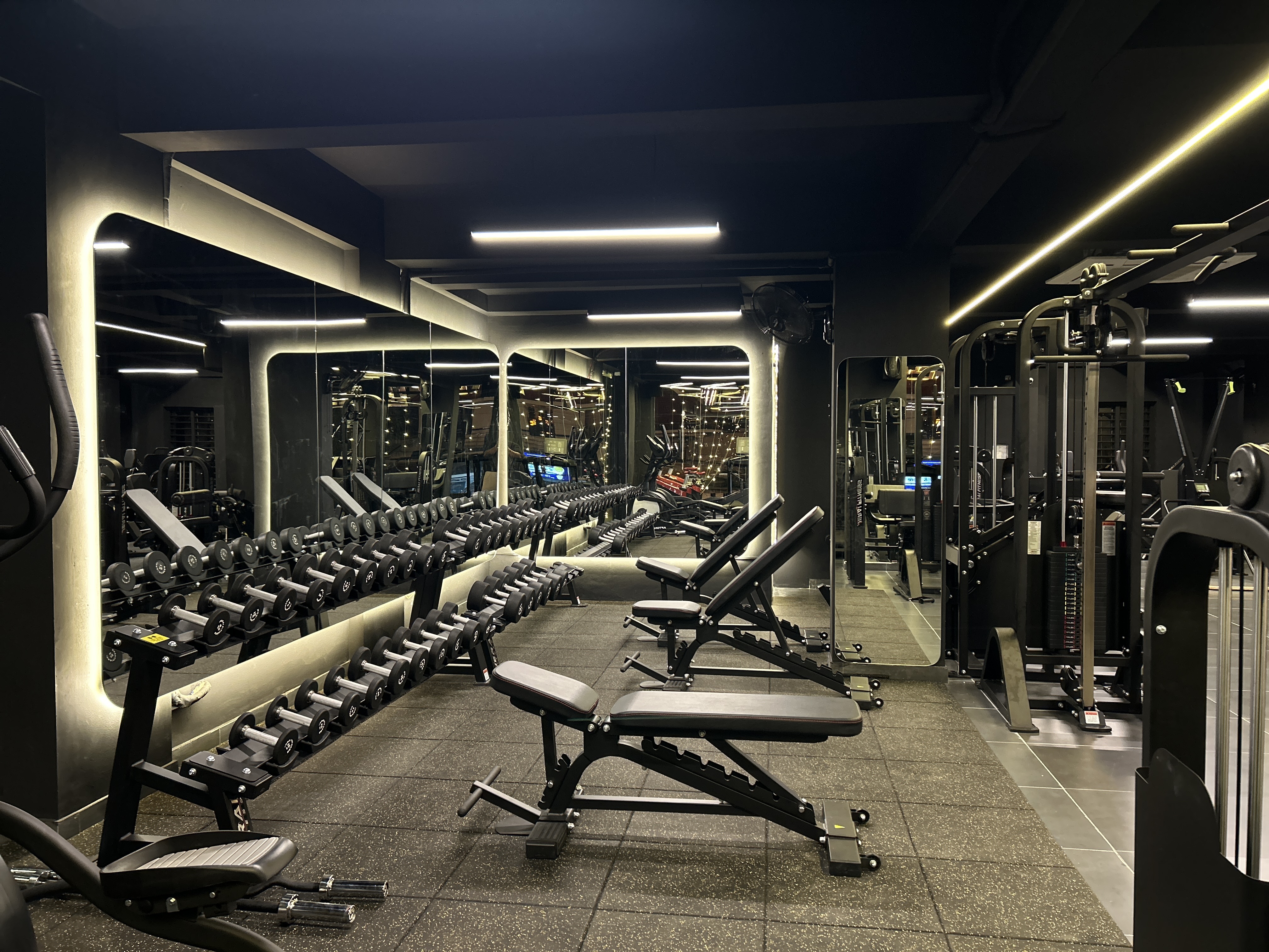 Pure fitness photo 1